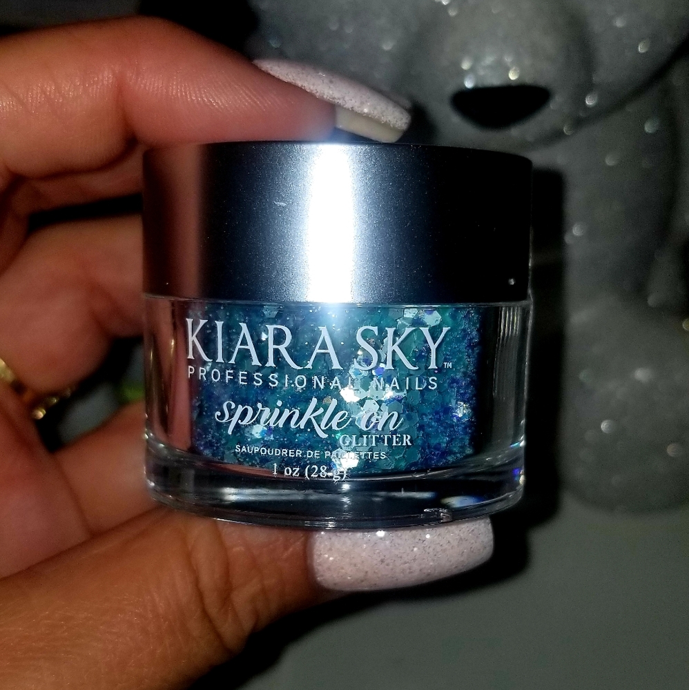 Kiara Sky glitter dip powder